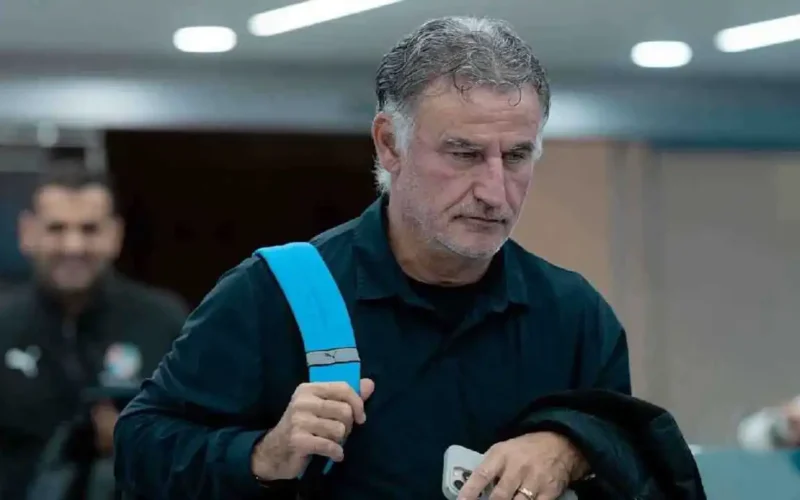 تصعيد واضح.. مدرب نيوم يهدد لاعبيه بعد خسارة ثلاثية الأهلي